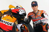 Repsol Honda RC212V Official presentation. MotoGP wallpaper 2011 (HD PHOTO)